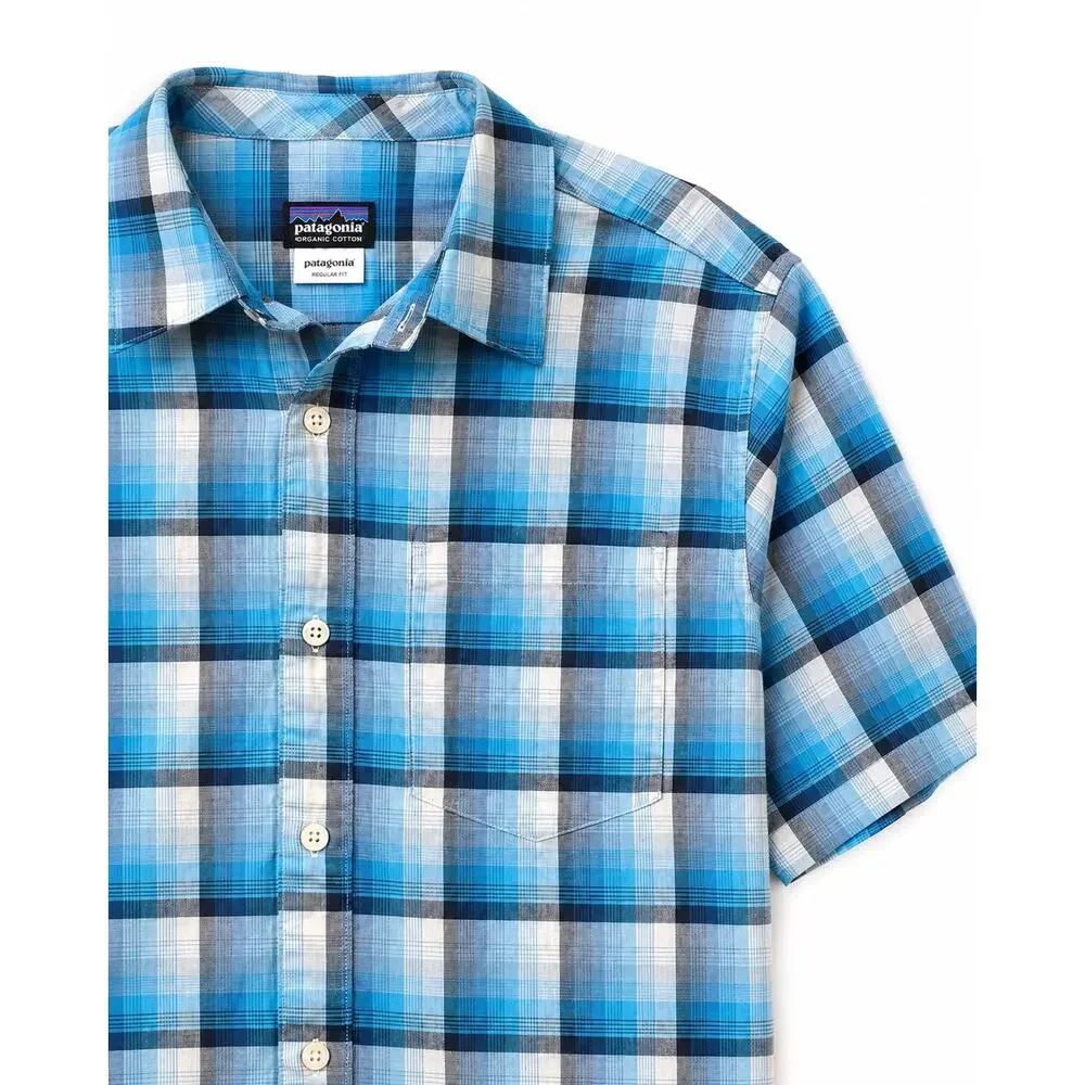 Patagonia Fezzman Men’s Small Blue Plaid Organic Cotton Camp Short Sleeve‎ Shirt